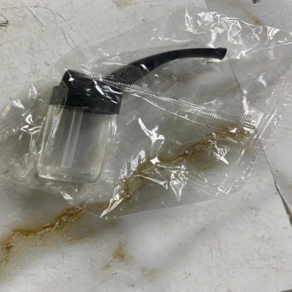 Mini Cigarette Pipe Hookah Filter for Safer Water Smoking, Portable Design