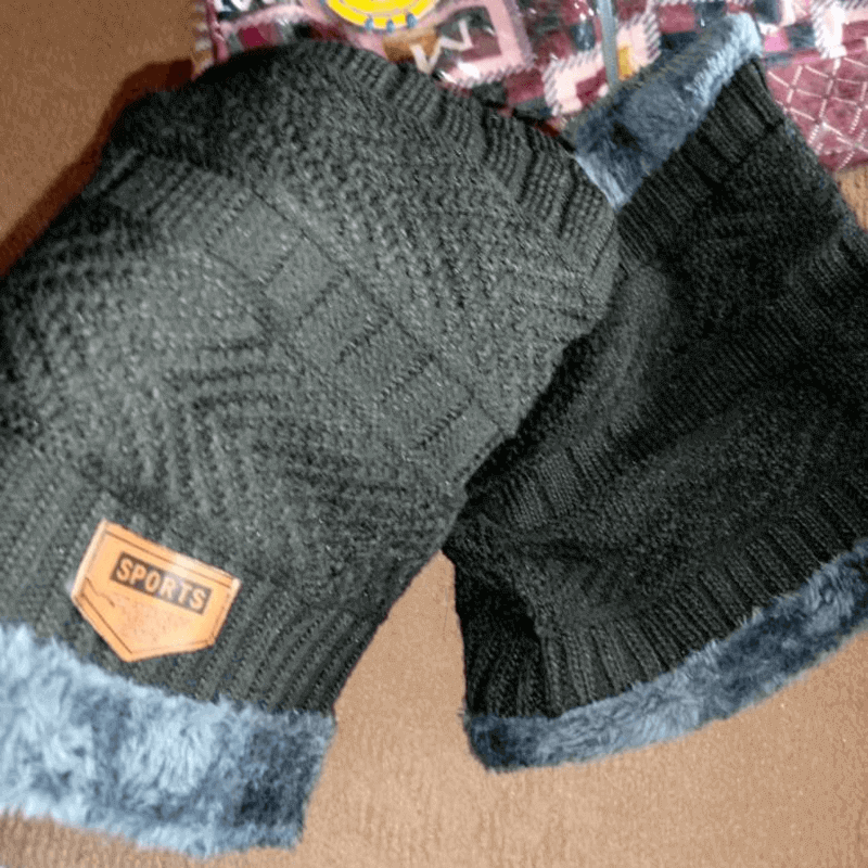 Wool Hat with Winter Velvet Lining, Thick Knitted Beanie for Warmth and Comfort