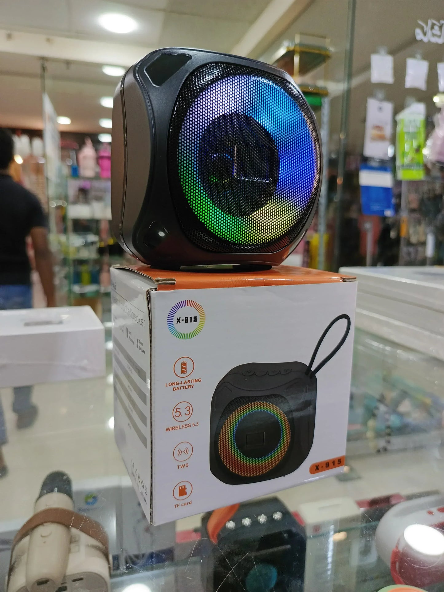 X-811 speaker with Base - Arfa Mart